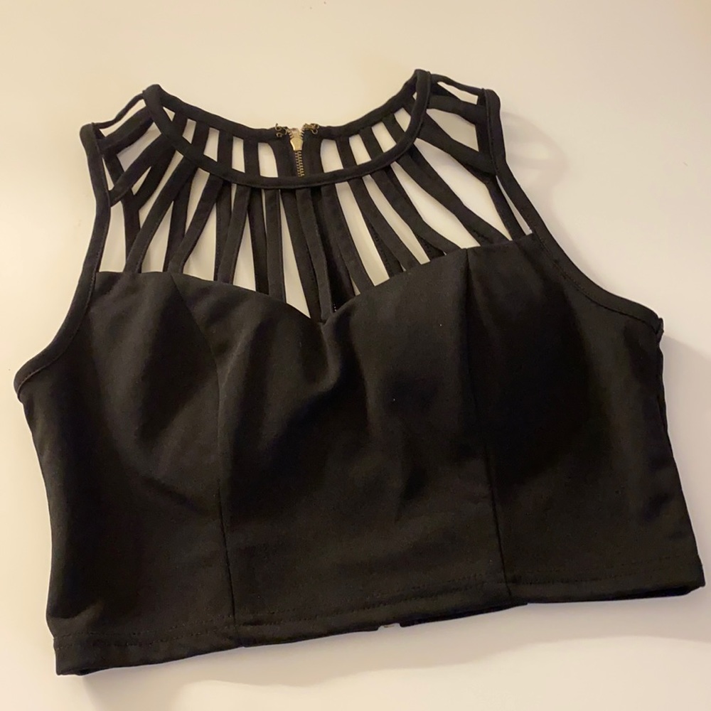 crop top